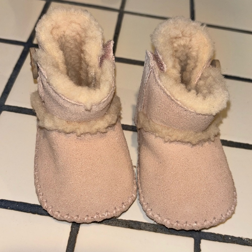 Baby Ugg Boots -Pink Size 0/1